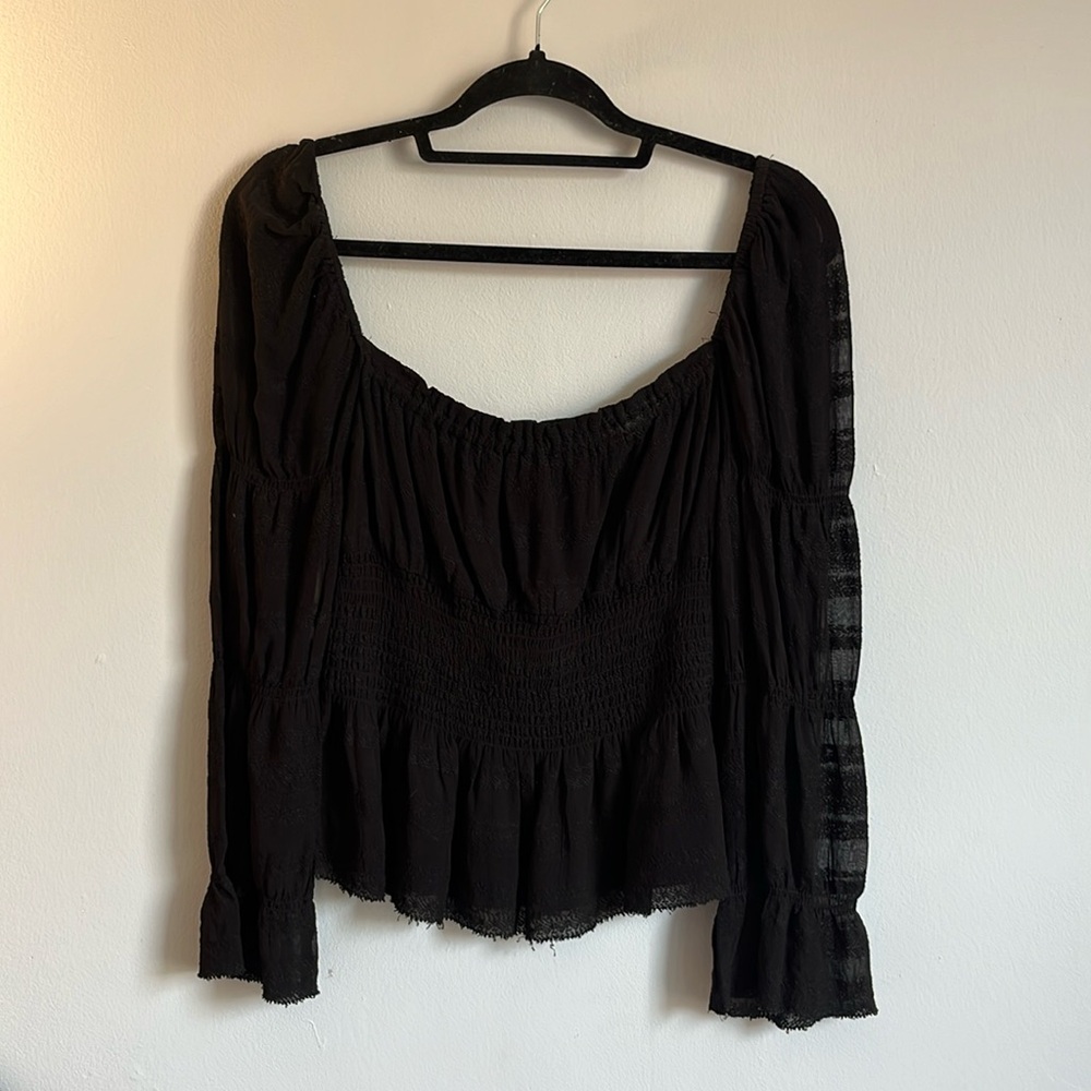 Aritzia Wilfred black long sleeve